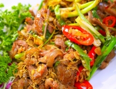 Dê Xào Xả Ớt